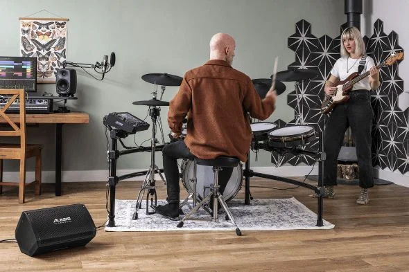 alesis strike amp 8 mk2 loa trong dien tu chuyen nghiep