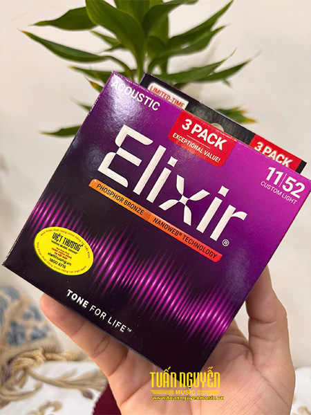 day dan guitar elixir 16568 pack 3 anh thuc te