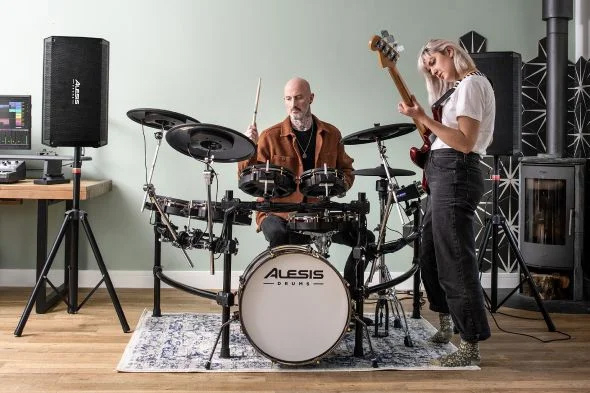 luyen tap voi alesis strike amp 12 mk2