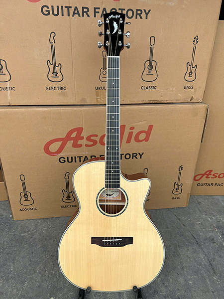 anh thuc te dan guitar acoustic asolid 54ca p