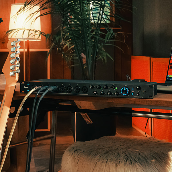 soundcard fender quantum lt16 anh thuc te