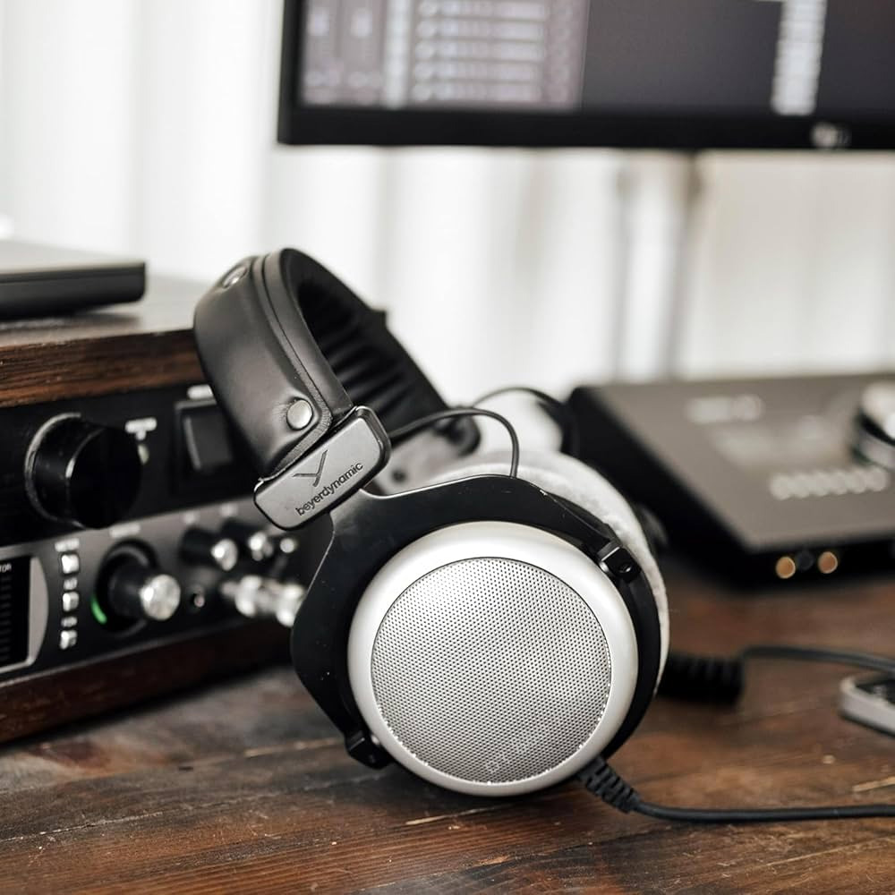 anh thuc te beyerdynamic dt 880 pro