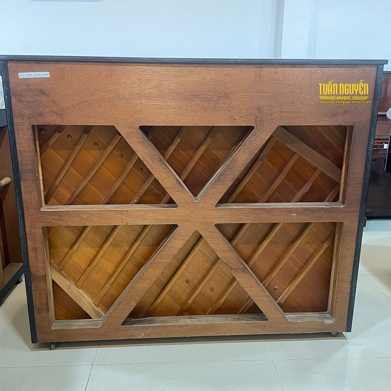yamaha ux soundboard khung chu x 1