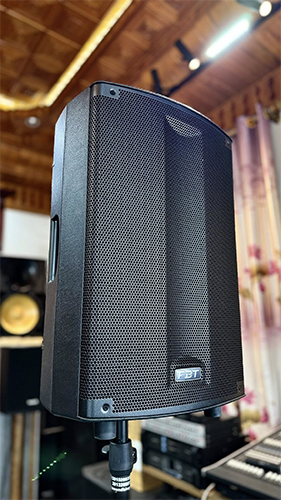 anh thuc te loa fbt promaxx 112a