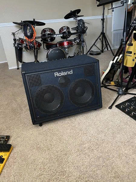 roland kc 990 ung dung cho keyboard band nhac