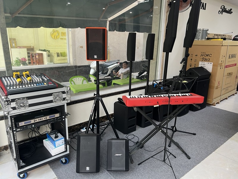 trung bay loa cot precision drive