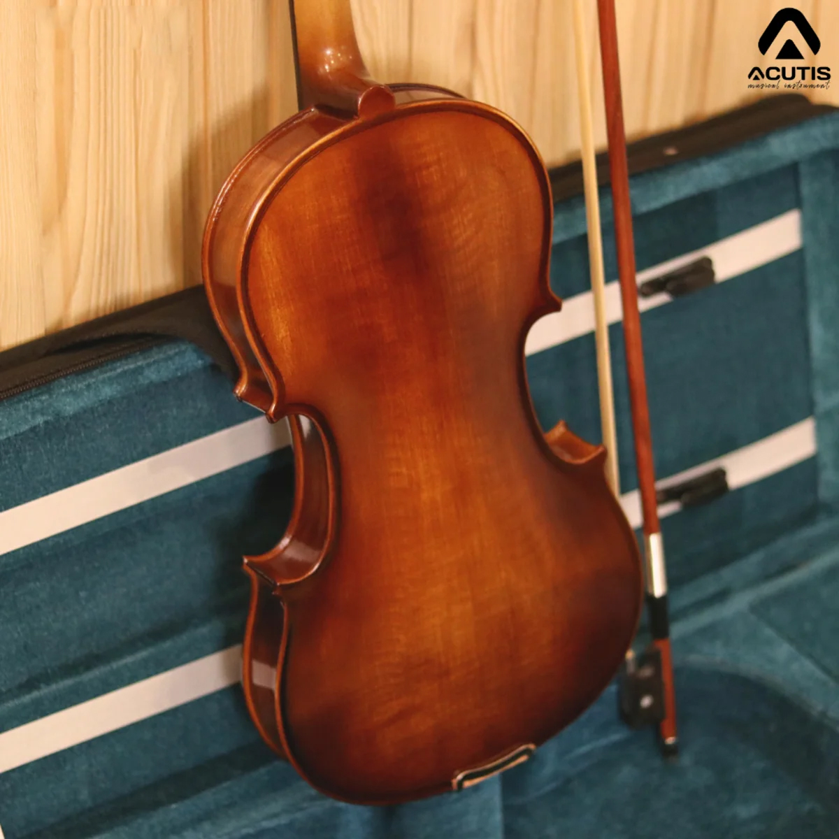 violin-acutis-AHV4401-mat-lung-hong