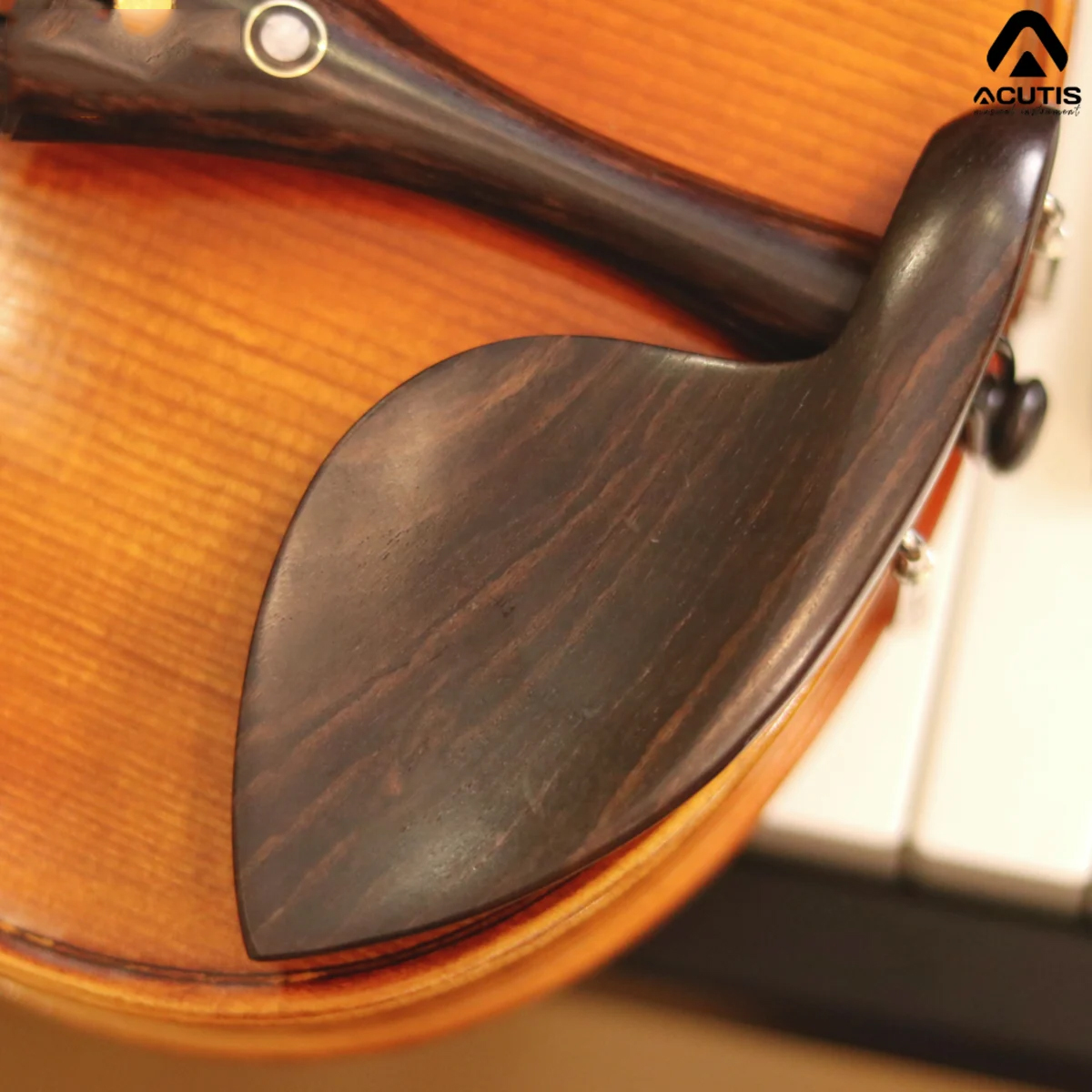 violin-acutis-ahv3401-goi-co