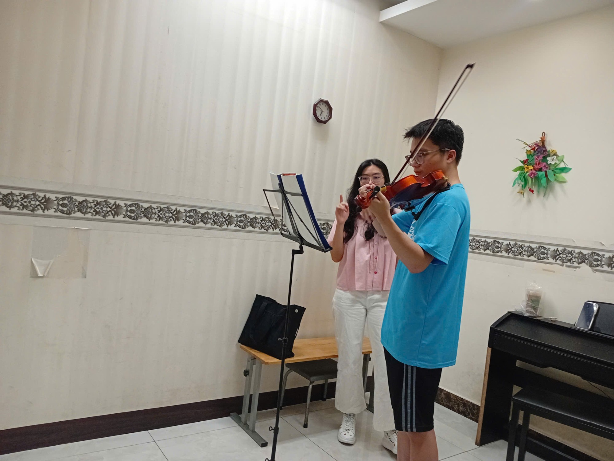 khoa-hoc-violin-trung-tam-day-nhac-go-vap