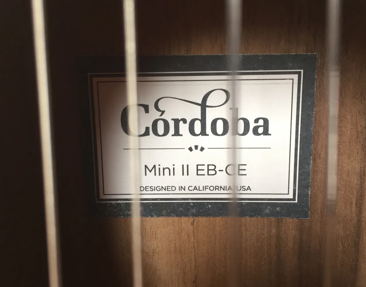 cordoba-mini-ii-eb-ce-nho-gon-1