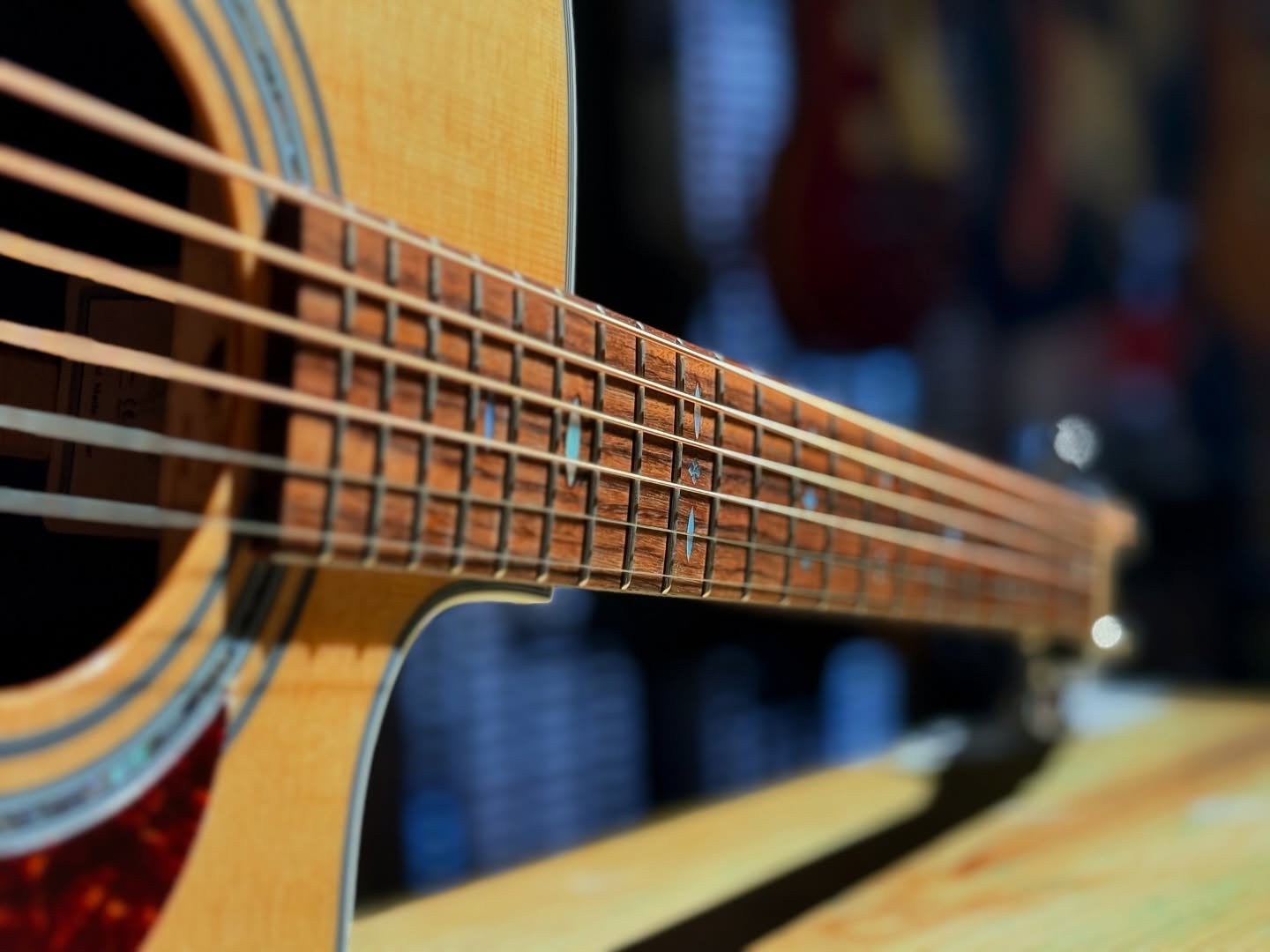 guitar-acoustic-saga-a1gc-pro-5