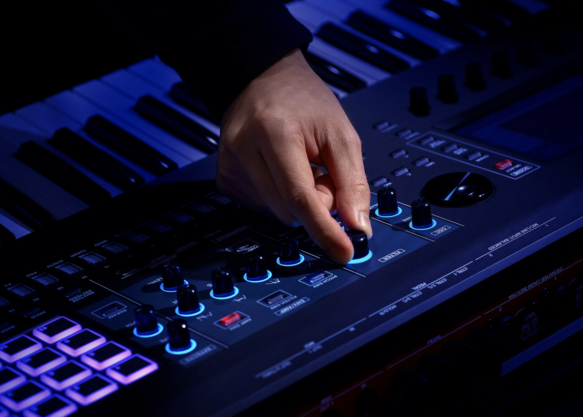 dàn-organ-roland-fantom-6-13