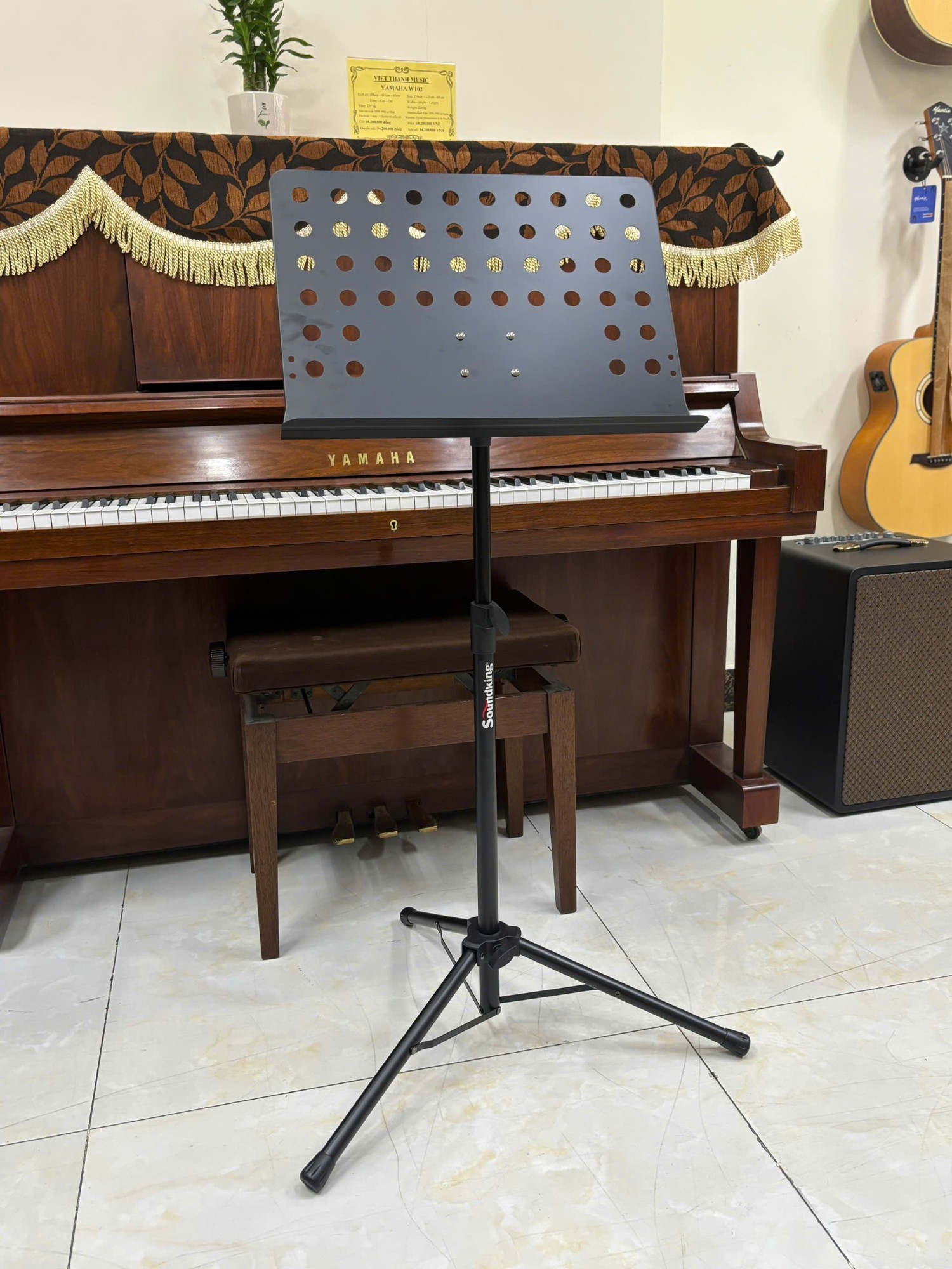 Giá nhạc Soundking ESF609E
