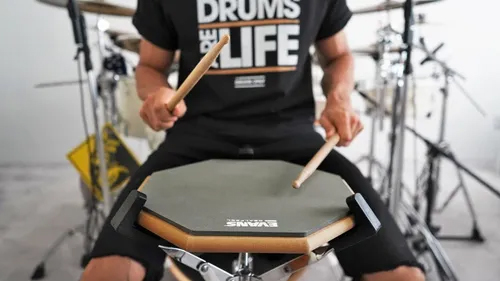 pad-tap-trong-evans-1