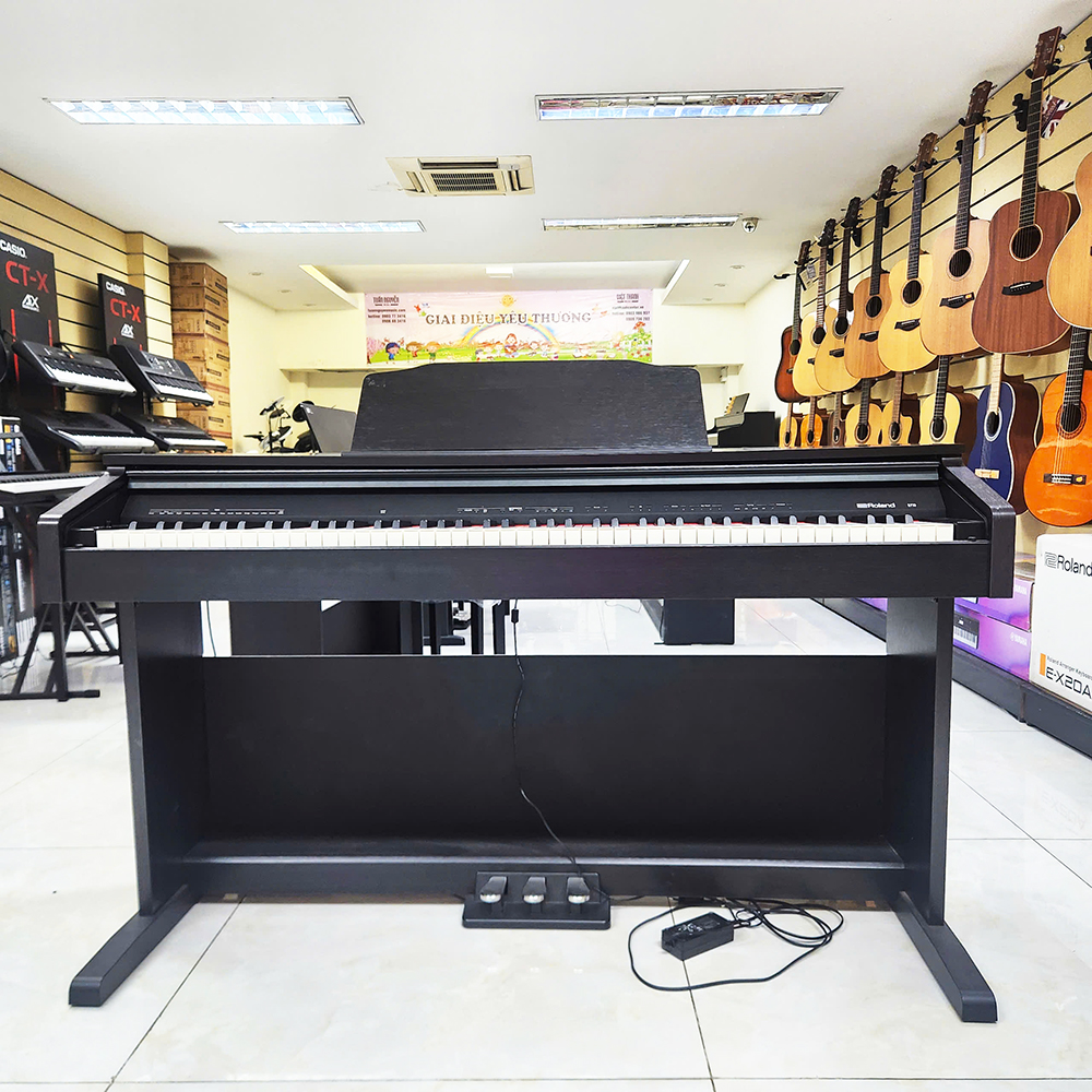 piano dien roland rp 30