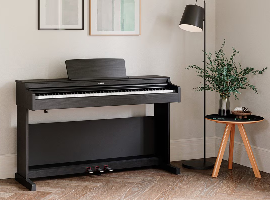 piano-yamaha-ydp-165-3