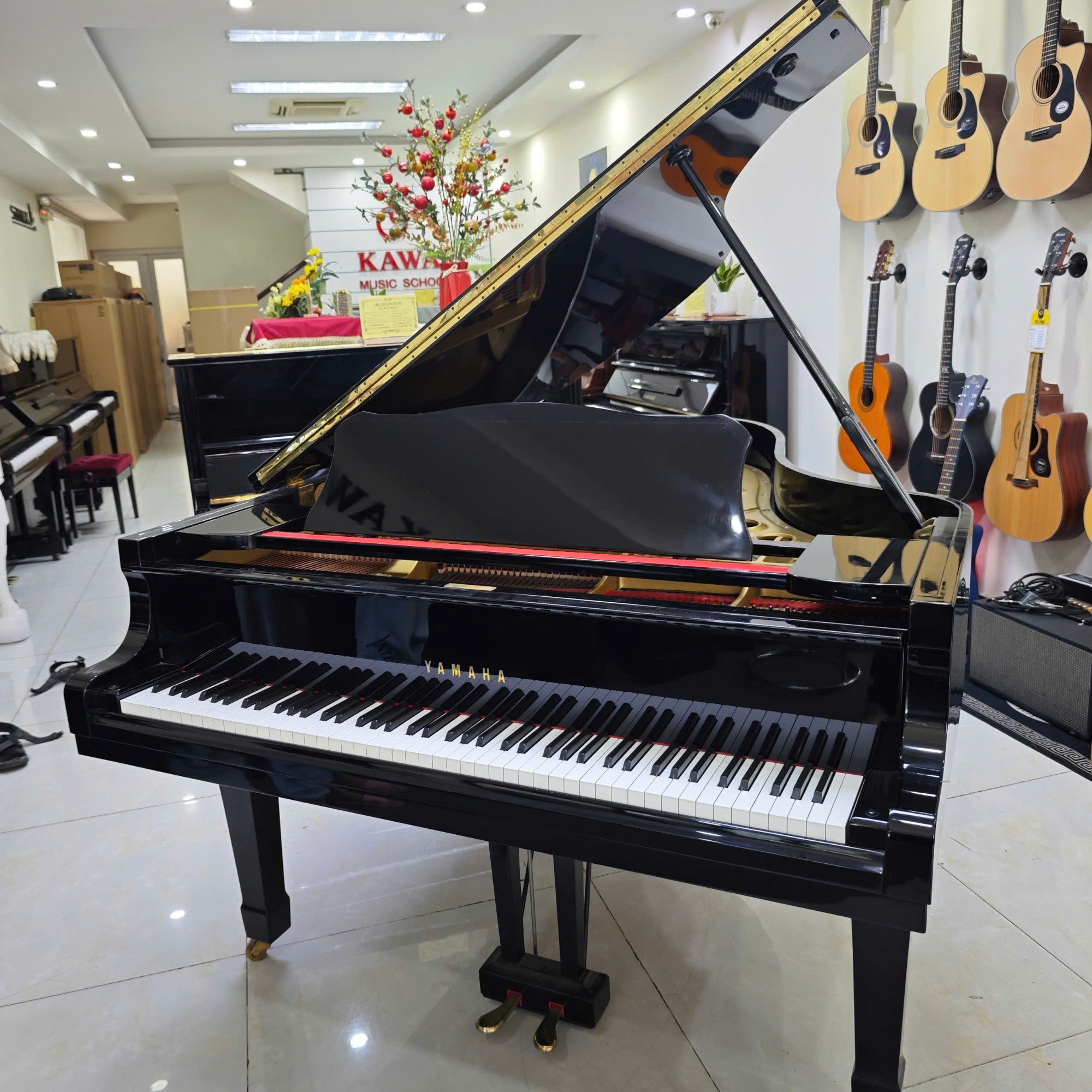 Piano Yamaha G5E