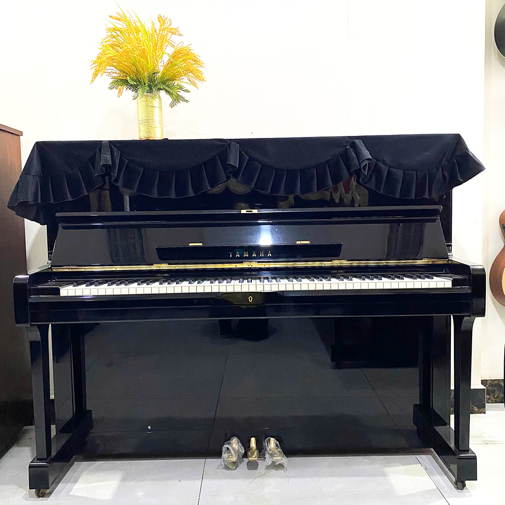 Piano Yamaha U1H