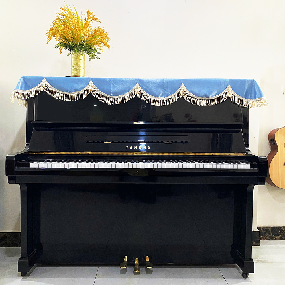 Piano Yamaha U2G