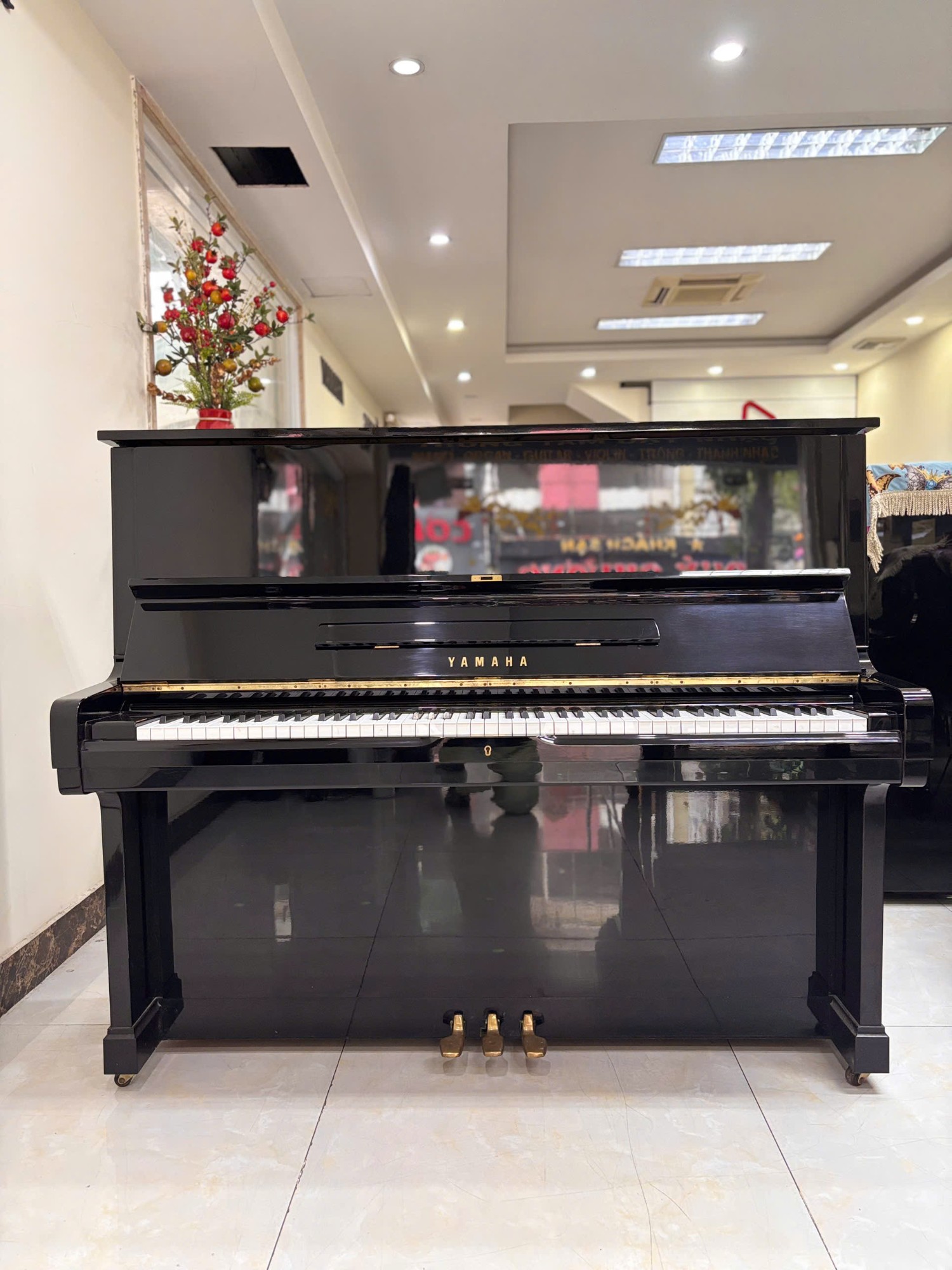 Piano Yamaha U2H