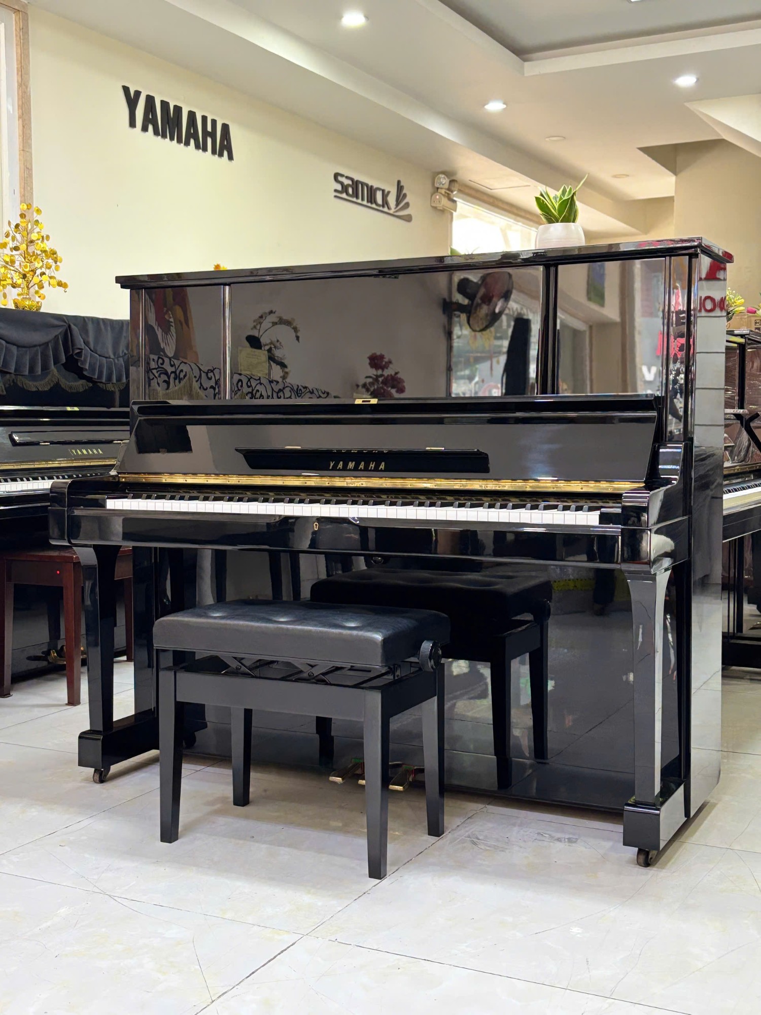 piano-yamaha-ux3-6 1