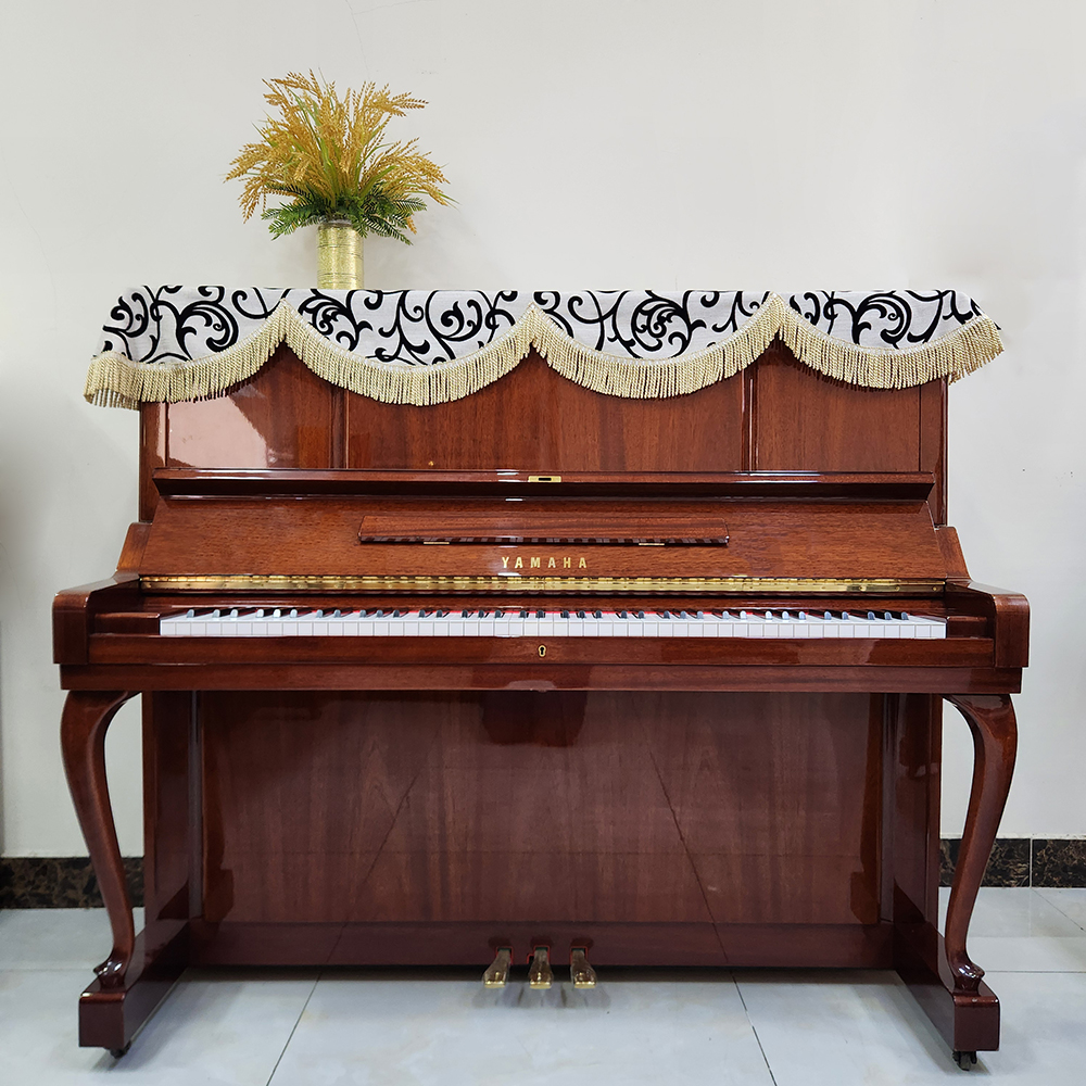 Piano Yamaha W106B