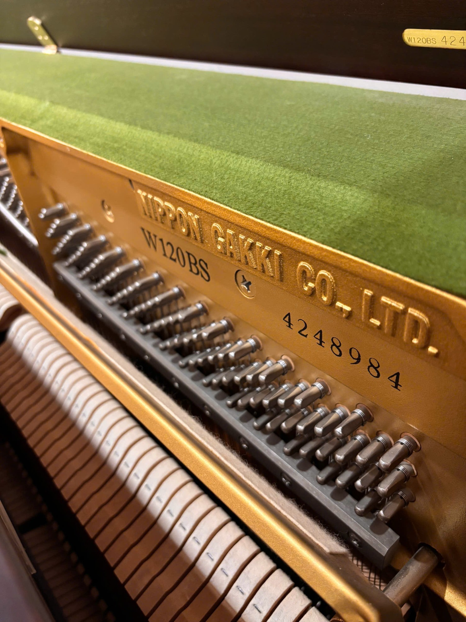 piano-yamaha-w120bs-bo-may