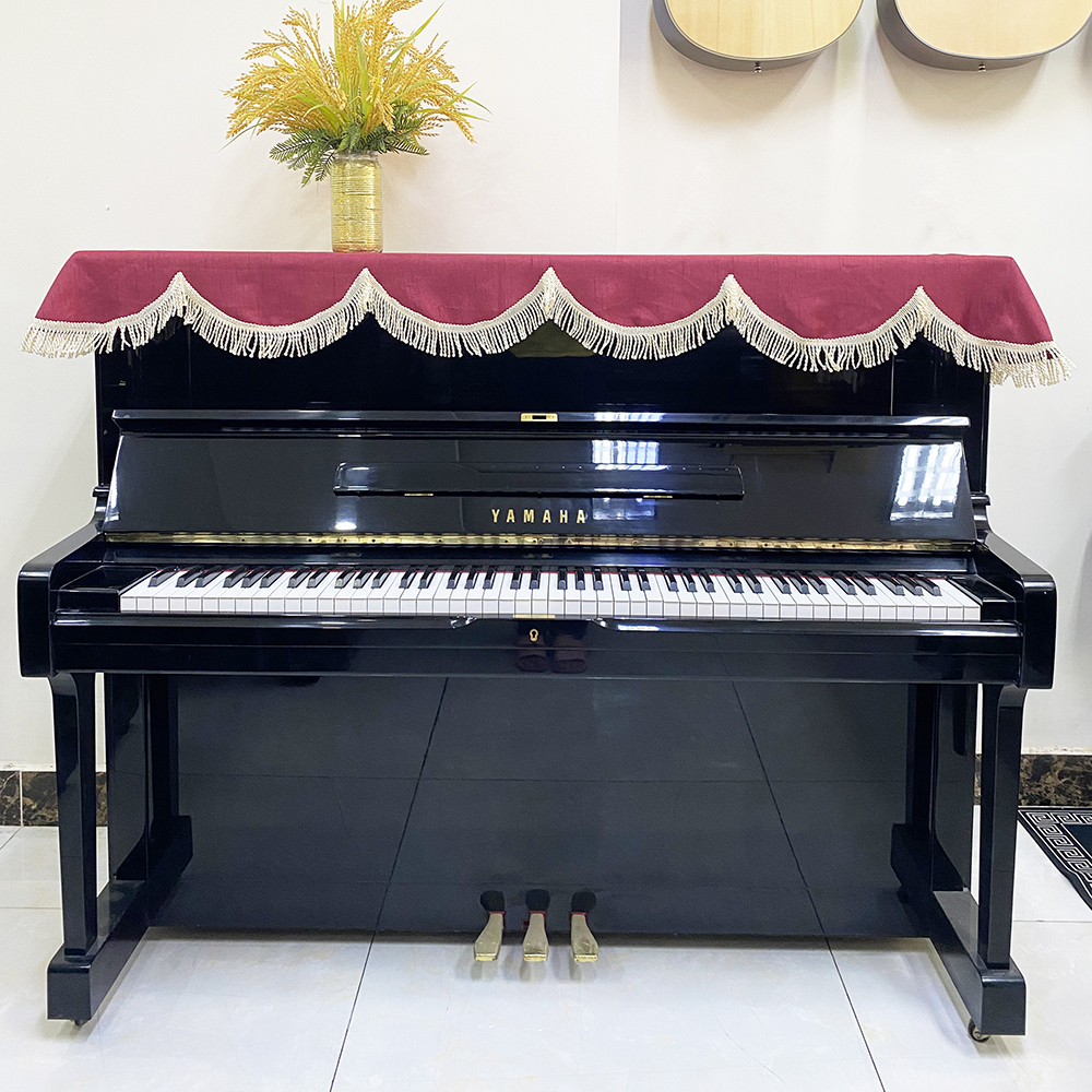 Piano Yamaha YUS