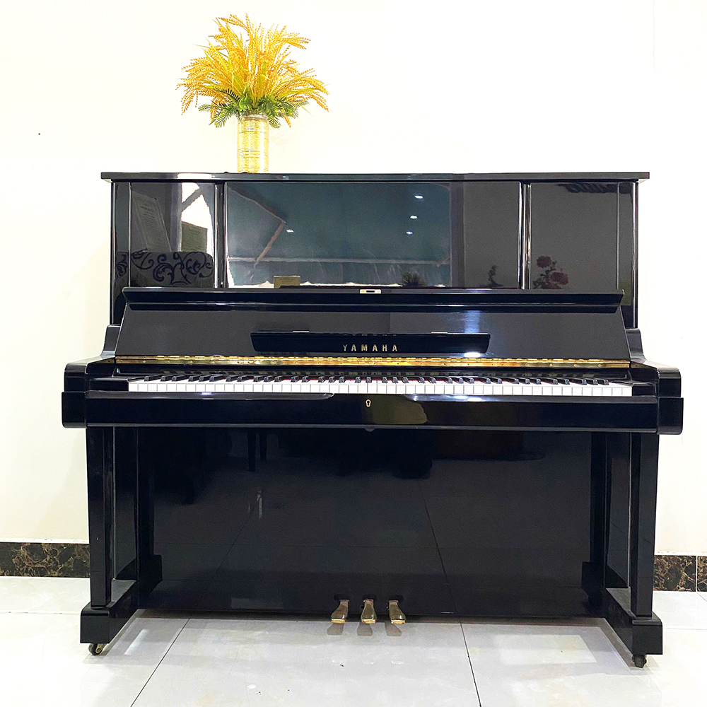 Piano Yamaha YUX